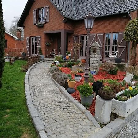 Chambres chez Nanou avec petit déjeuner Chimay Esterno foto